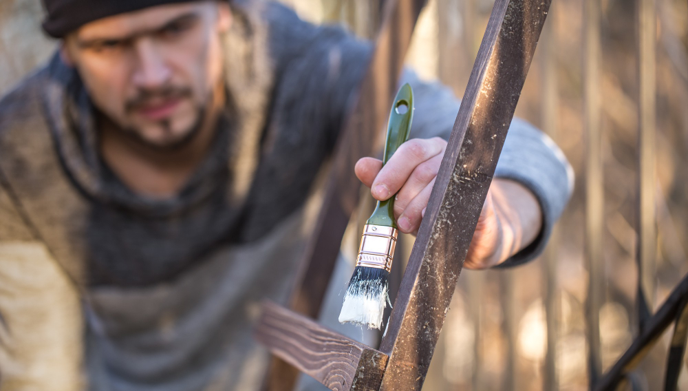 family-owned chain that sells tools, paint, and home repair supplies